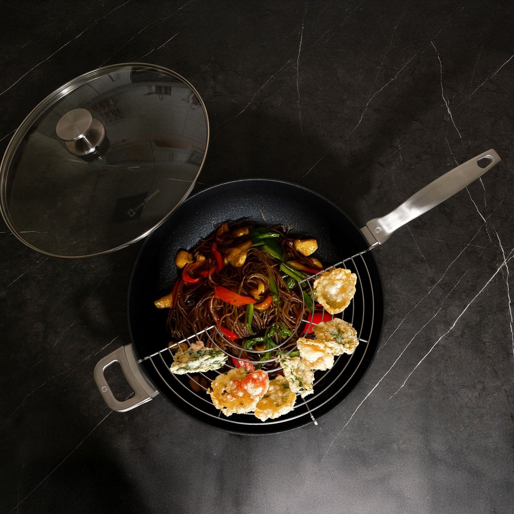 Nonstick Wok with Lid and Rack