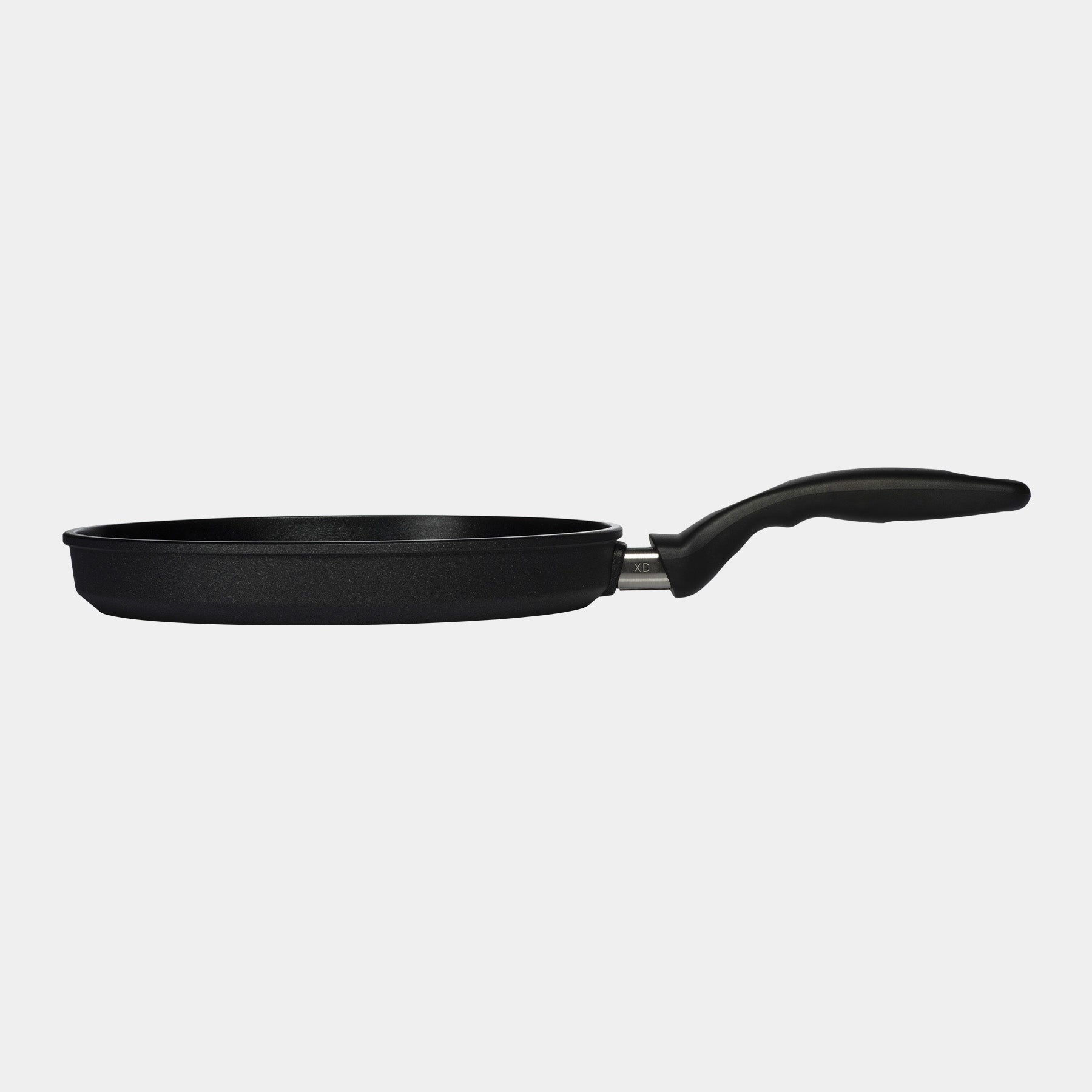 XD Nonstick 10.25" Plett Pan side view